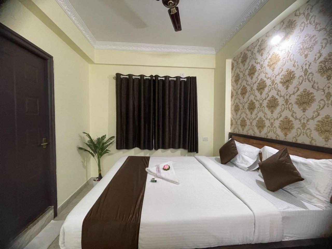 Hotel East Park Electronic City Bangalore Rom bilde