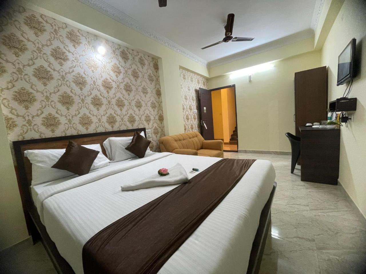 Hotel East Park Electronic City Bangalore Rom bilde